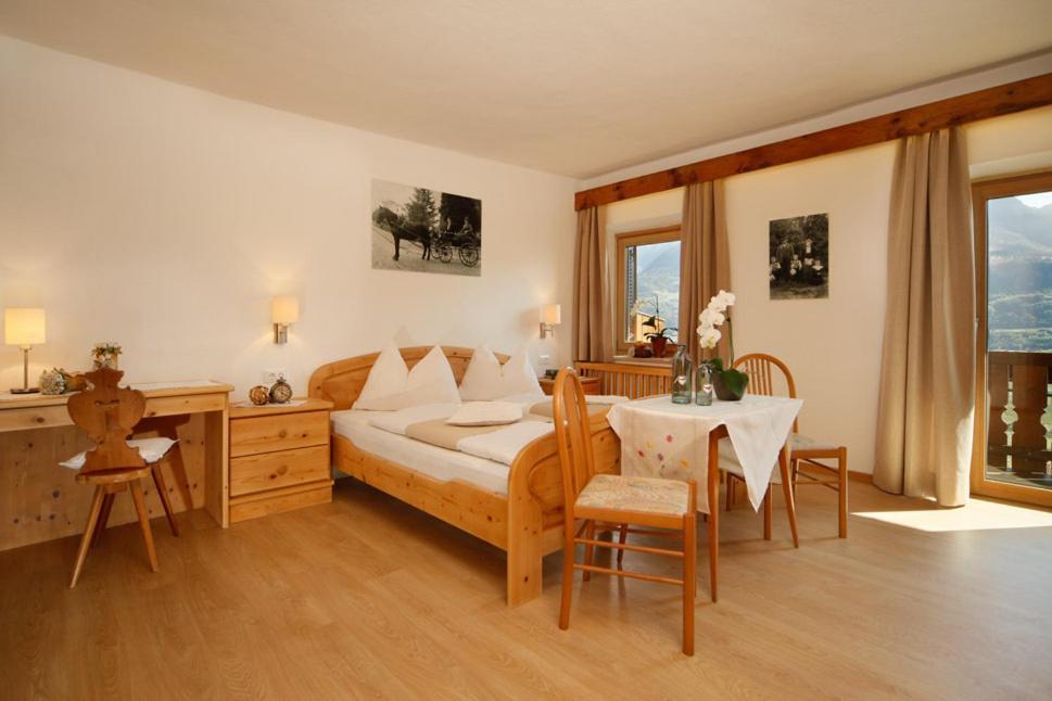 Biedermannhof Hotel Cermes Szoba fotó